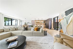 49015_KEL240070_L_IMG_23_0000