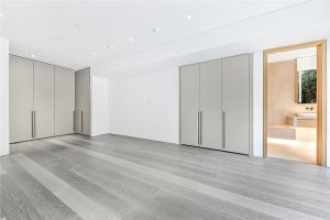 49015_KEL240071_L_IMG_04_0000