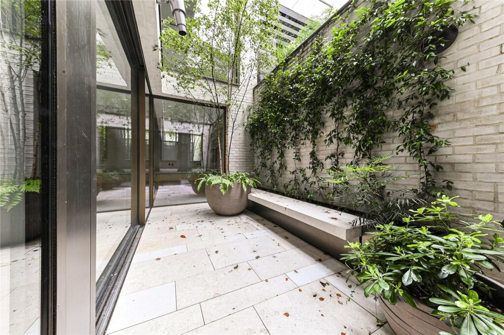 49015_KEL240071_L_IMG_08_0000