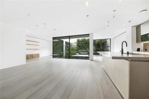 49015_KEL240071_L_IMG_11_0000