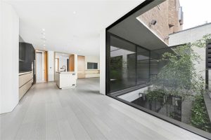 49015_KEL240071_L_IMG_14_0000