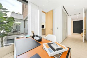 49015_KEL240072_L_IMG_08_0000