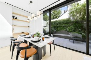 49015_KEL240072_L_IMG_12_0000