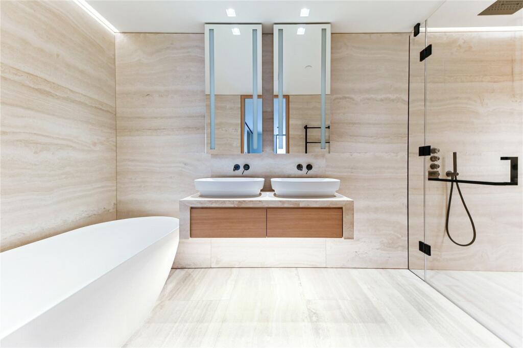 49015_KEL240073_L_IMG_14_0000