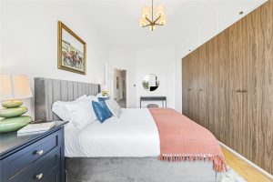 49015_KEL240074_L_IMG_07_0000