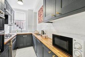 51283_KYC240215_L_IMG_03_0000