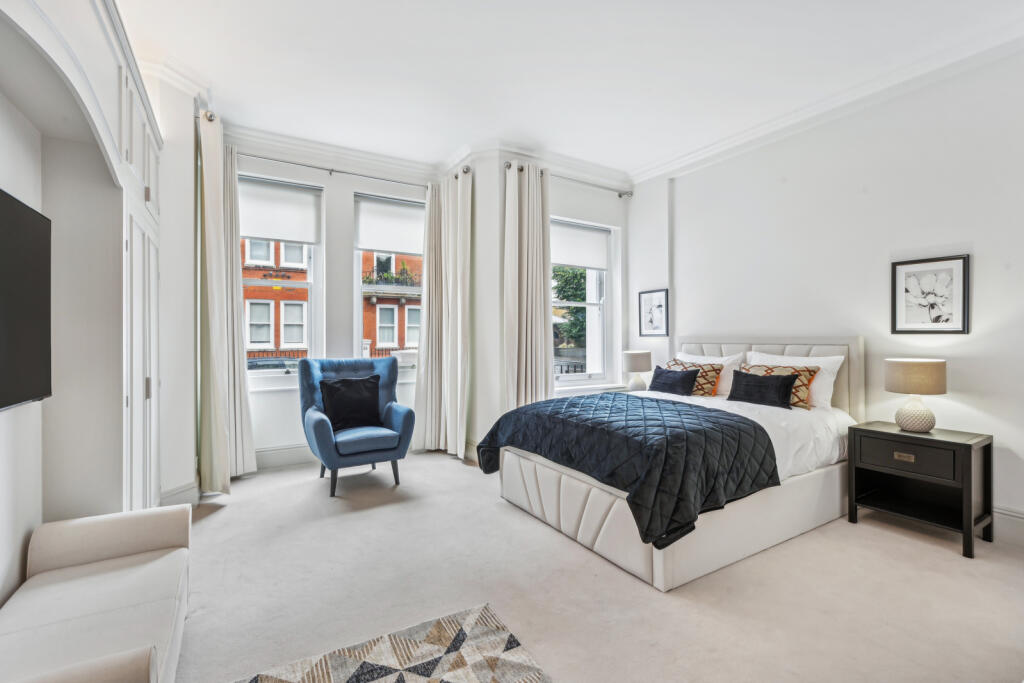 51283_KYC240215_L_IMG_05_0000