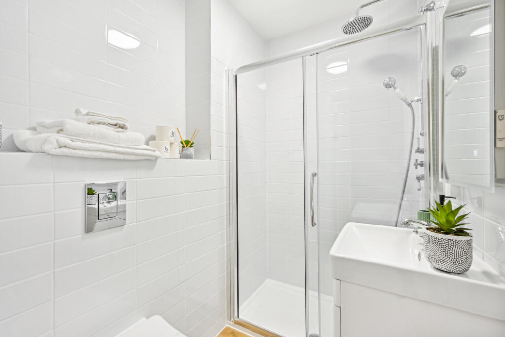 51283_KYC240215_L_IMG_09_0000