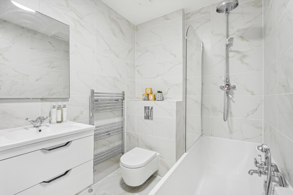 51283_KYC240215_L_IMG_11_0000