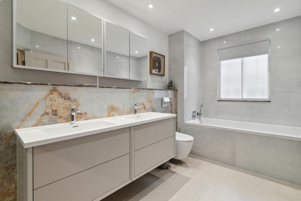 51322_KYC240206_L_IMG_05_0000