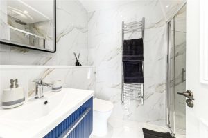 49015_CLI206403_L_IMG_05_0000