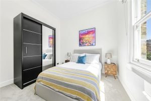 49015_CLI206403_L_IMG_10_0000