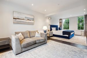 51286_KYC240279_L_IMG_06_0000