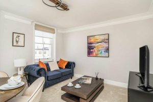 84830_33303633_IMG_02_0000