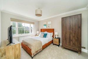 84830_33303633_IMG_07_0000