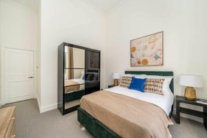 84830_33303635_IMG_07_0000