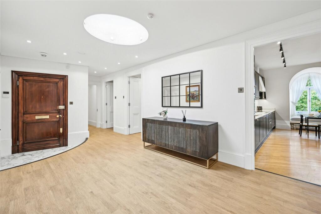 25608_KNL240056_L_IMG_06_0000