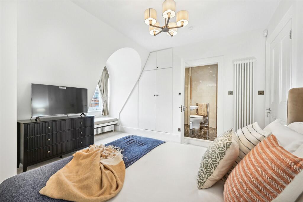 25608_KNL240056_L_IMG_10_0000