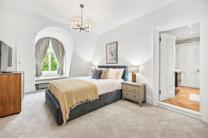 25608_KNL240056_L_IMG_19_0000