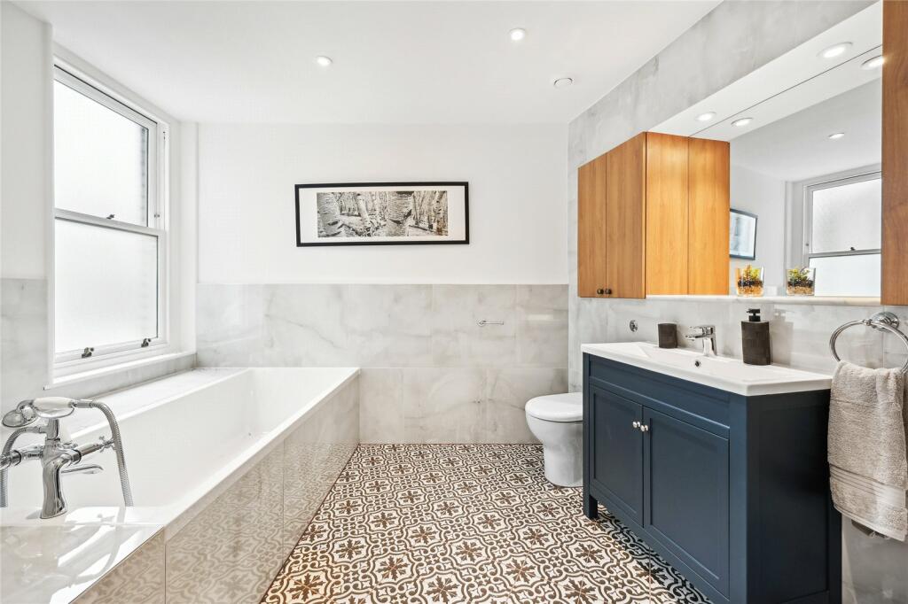 25608_KNL240056_L_IMG_20_0000