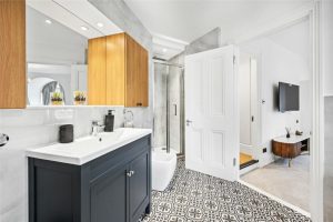 25608_KNL240056_L_IMG_21_0000