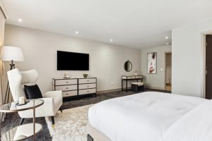 44510_KYC240302_L_IMG_03_0000