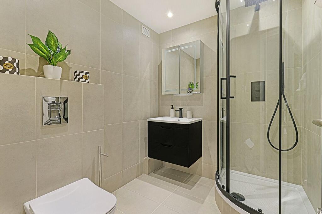 48618_KNI240102_L_IMG_04_0000