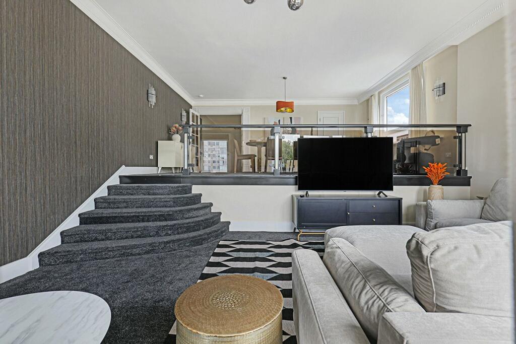 48618_KNI240102_L_IMG_14_0000