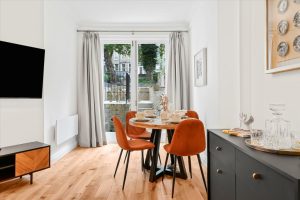 65890_KEQ012425289_IMG_01_0000