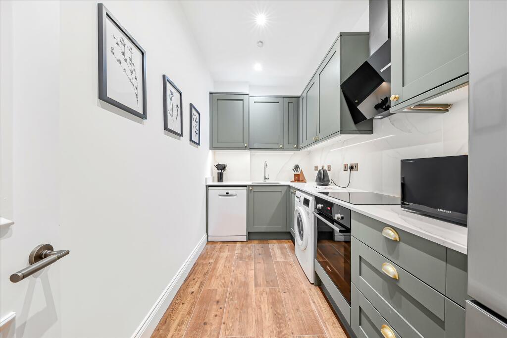 65890_KEQ012425289_IMG_05_0000