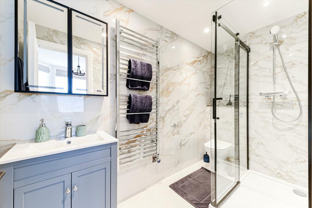 65890_KEQ012425289_IMG_09_0000