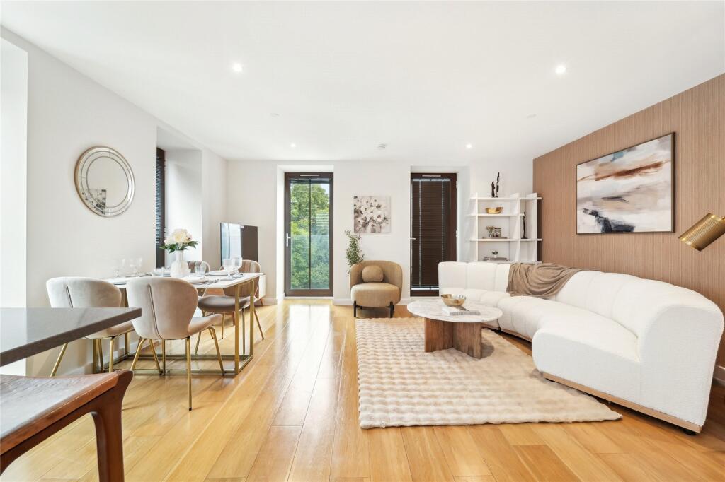 111863_WSL240049_L_IMG_00_0000