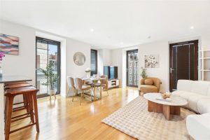 111863_WSL240049_L_IMG_03_0000