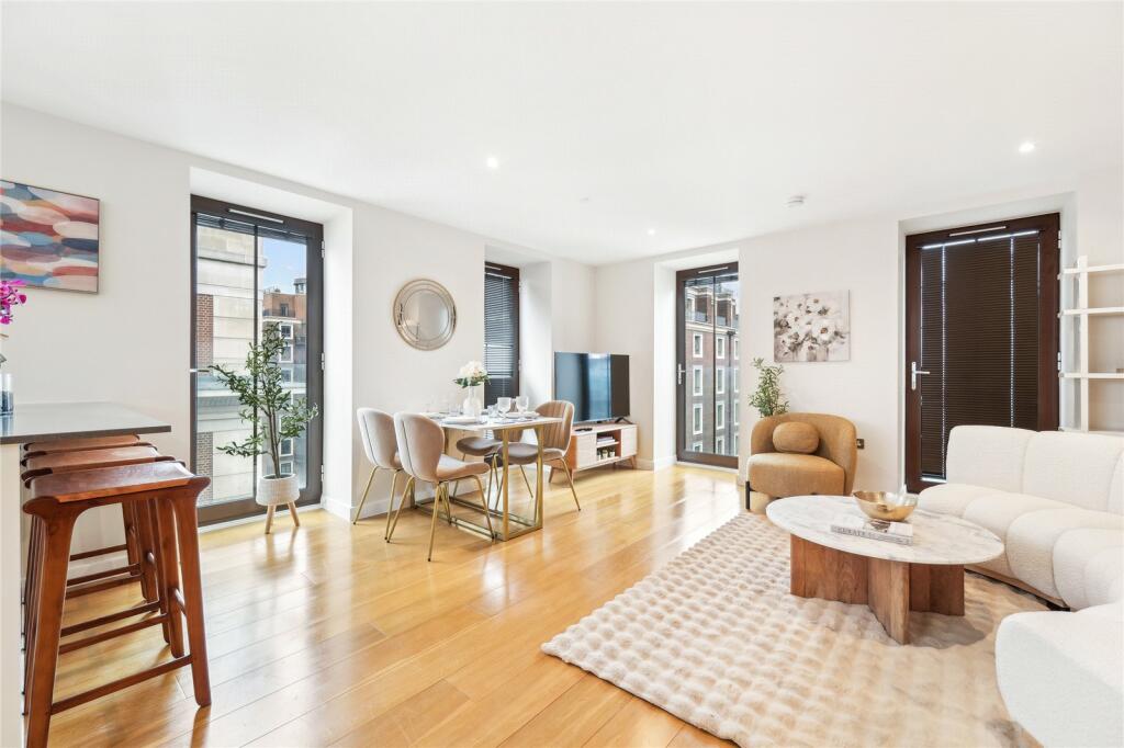 111863_WSL240049_L_IMG_03_0000