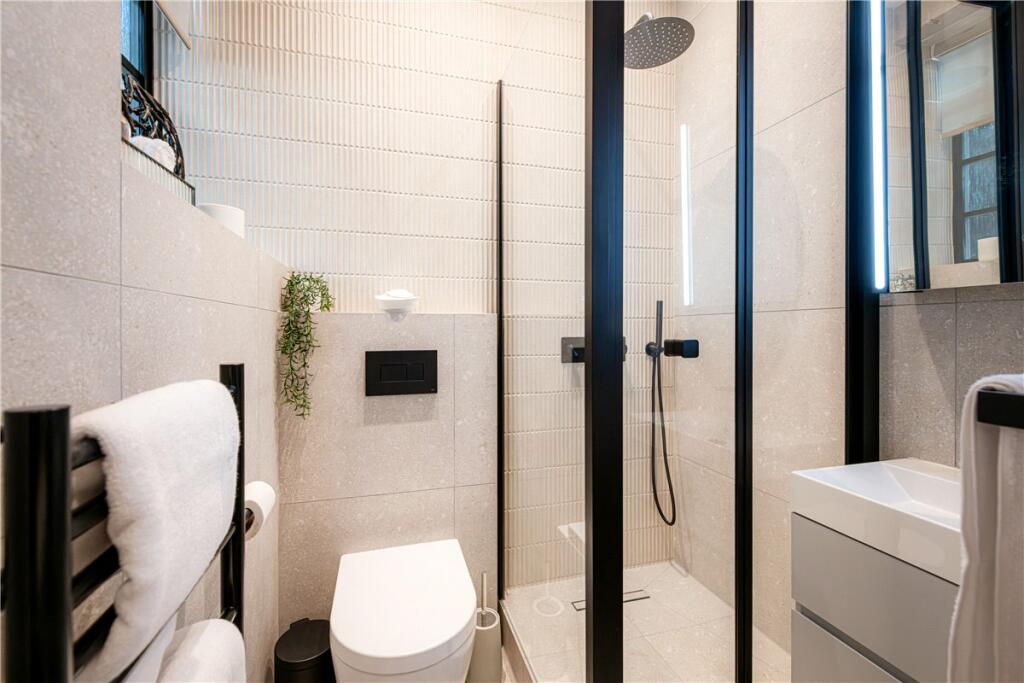 48612_MLE240066_L_IMG_10_0000