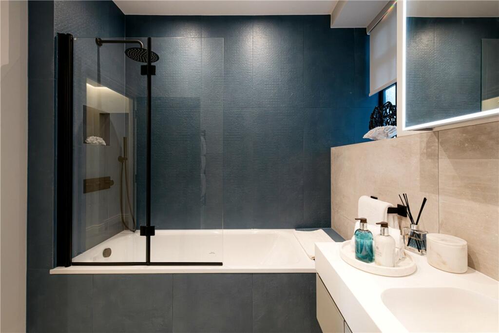 48612_MLE240066_L_IMG_14_0000