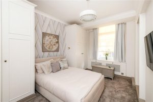 48612_MLE240068_L_IMG_08_0000