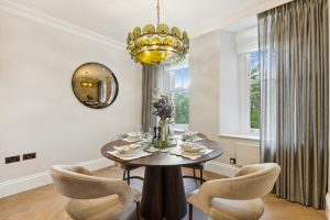 51301_KYC240383_L_IMG_03_0000