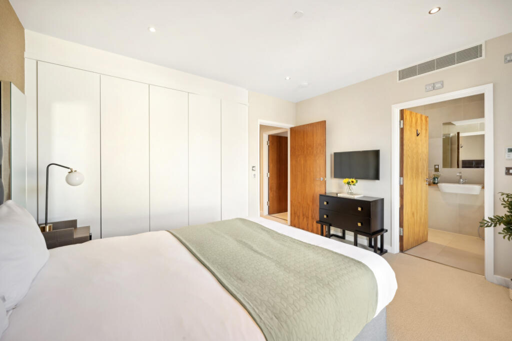 51322_KYC240317_L_IMG_07_0000