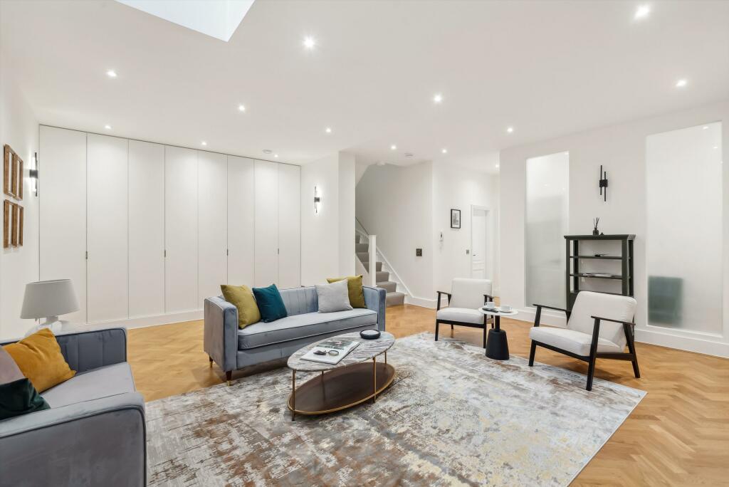 52347_BEQ012481155_IMG_04_0000