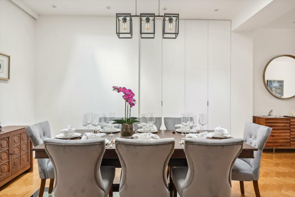 52347_BEQ012481155_IMG_06_0000