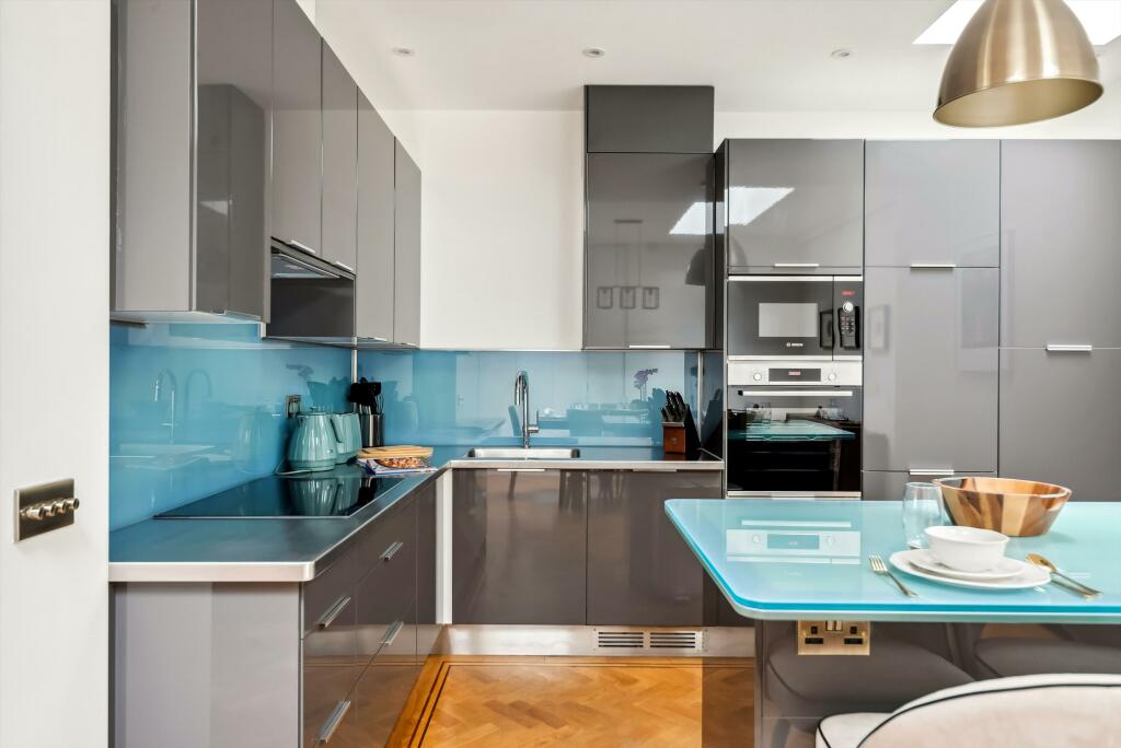 52347_BEQ012481155_IMG_08_0000