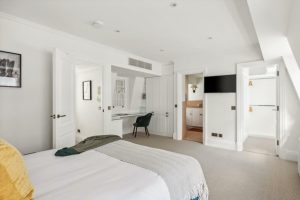 52347_BEQ012481155_IMG_16_0000