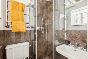 52347_BEQ012481155_IMG_19_0000