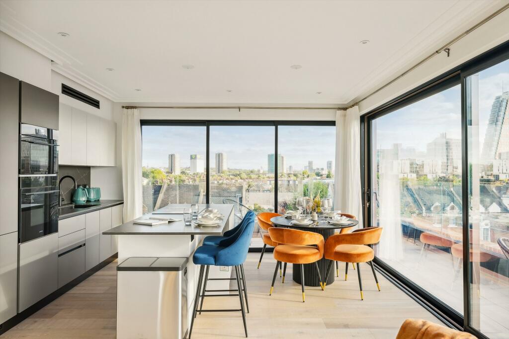 65896_NHQ012438181_IMG_01_0002