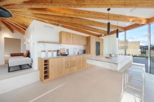 96392_KYC240352_L_IMG_02_0000