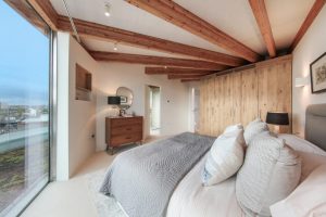 96392_KYC240352_L_IMG_05_0000