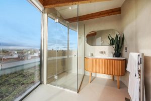 96392_KYC240352_L_IMG_06_0000