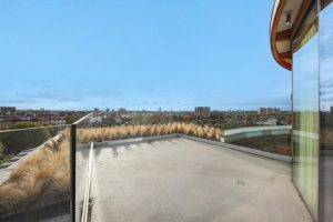 96392_KYC240352_L_IMG_08_0000