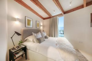 96392_KYC240352_L_IMG_12_0000